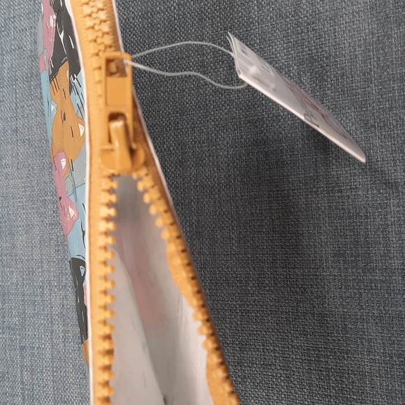 Silly Zipper Cosmetic Recycled Materials Pouch Bag Crazy Cat Lady Funny Gift - Picture 3 of 6